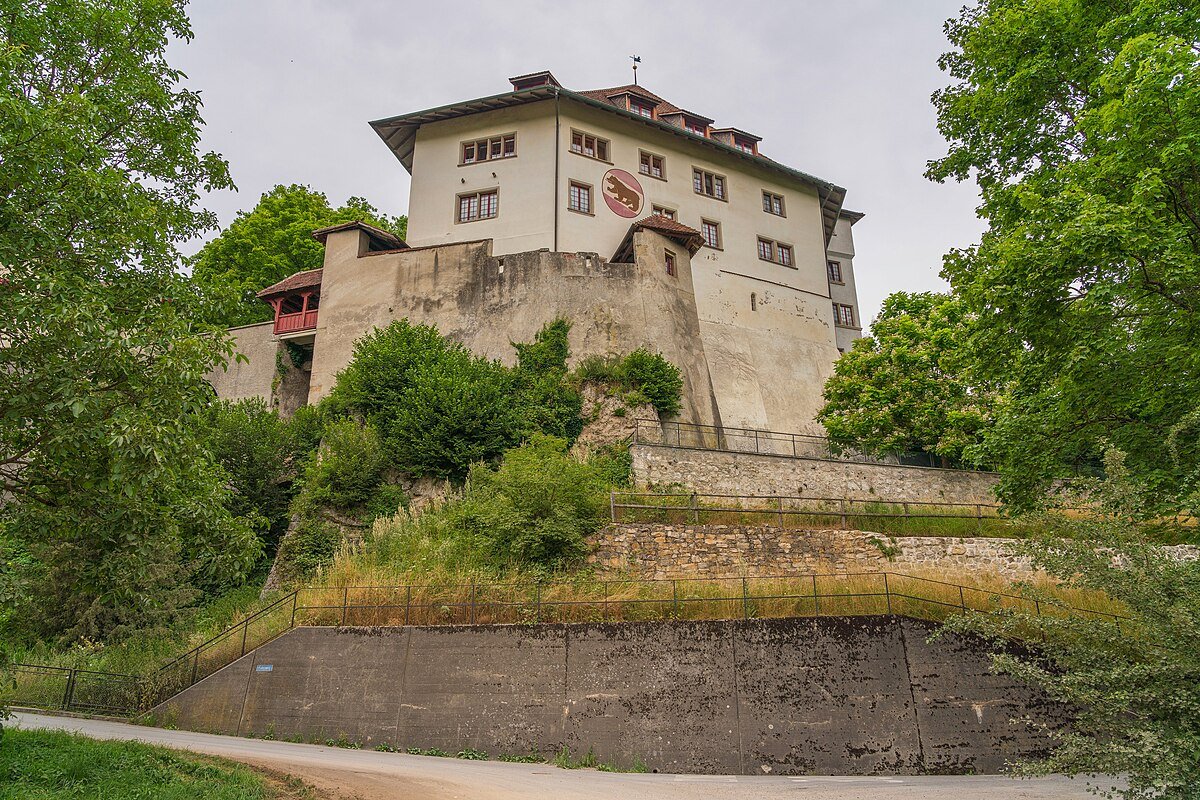 Biberstein Castle