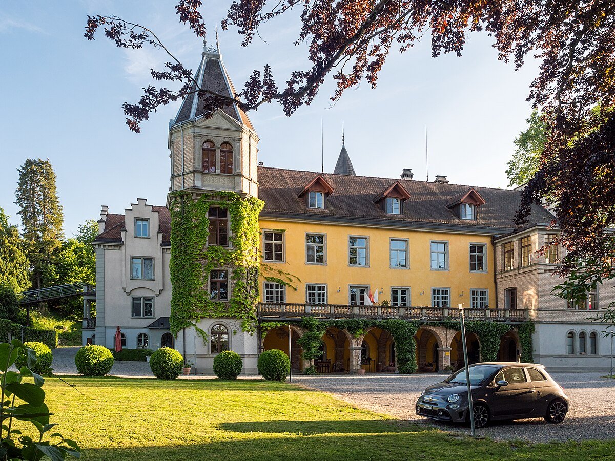 Brunegg Castle