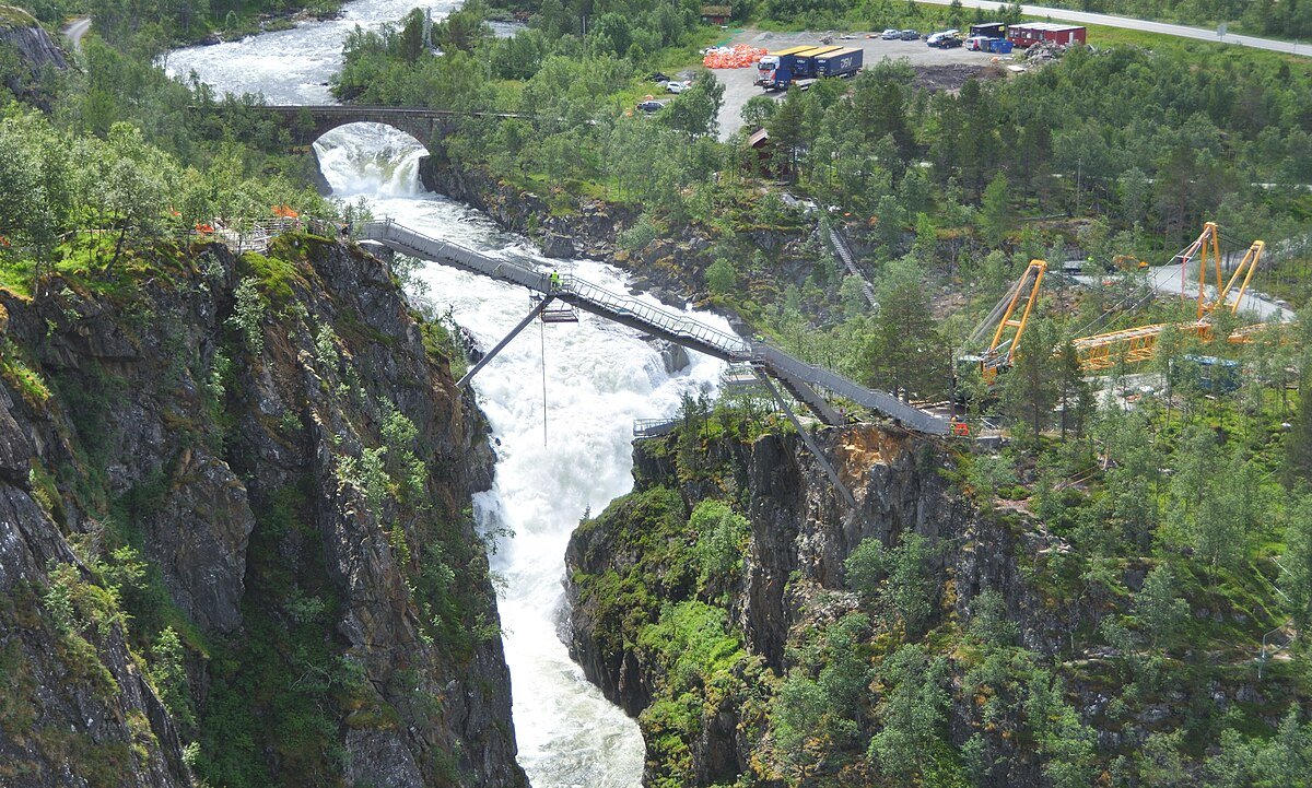 Step bridge at Vøringsfossen waterfall