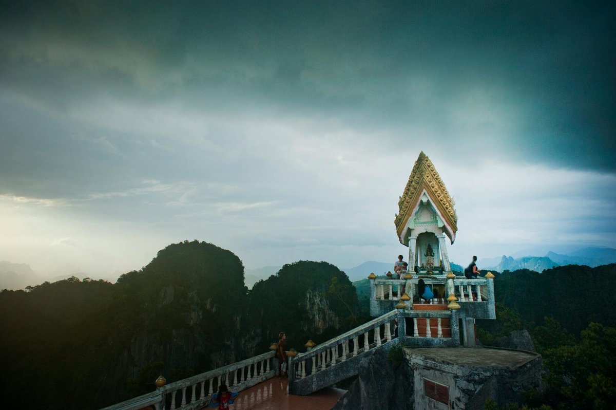 Pak Ou Caves