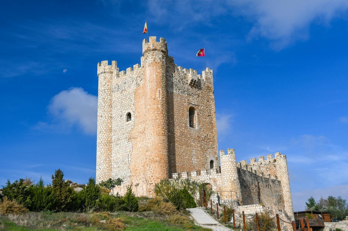 Alcalá de la Selva Castle