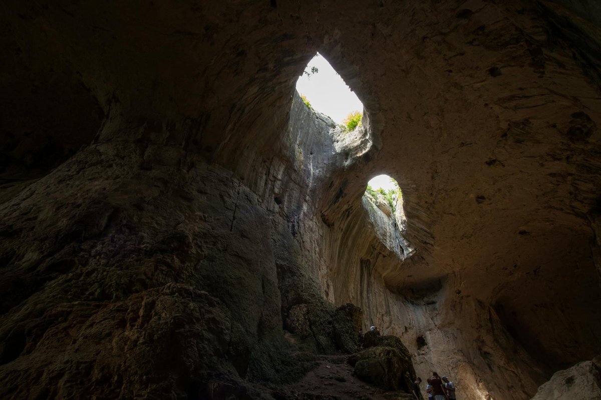 Cat Hole Cave