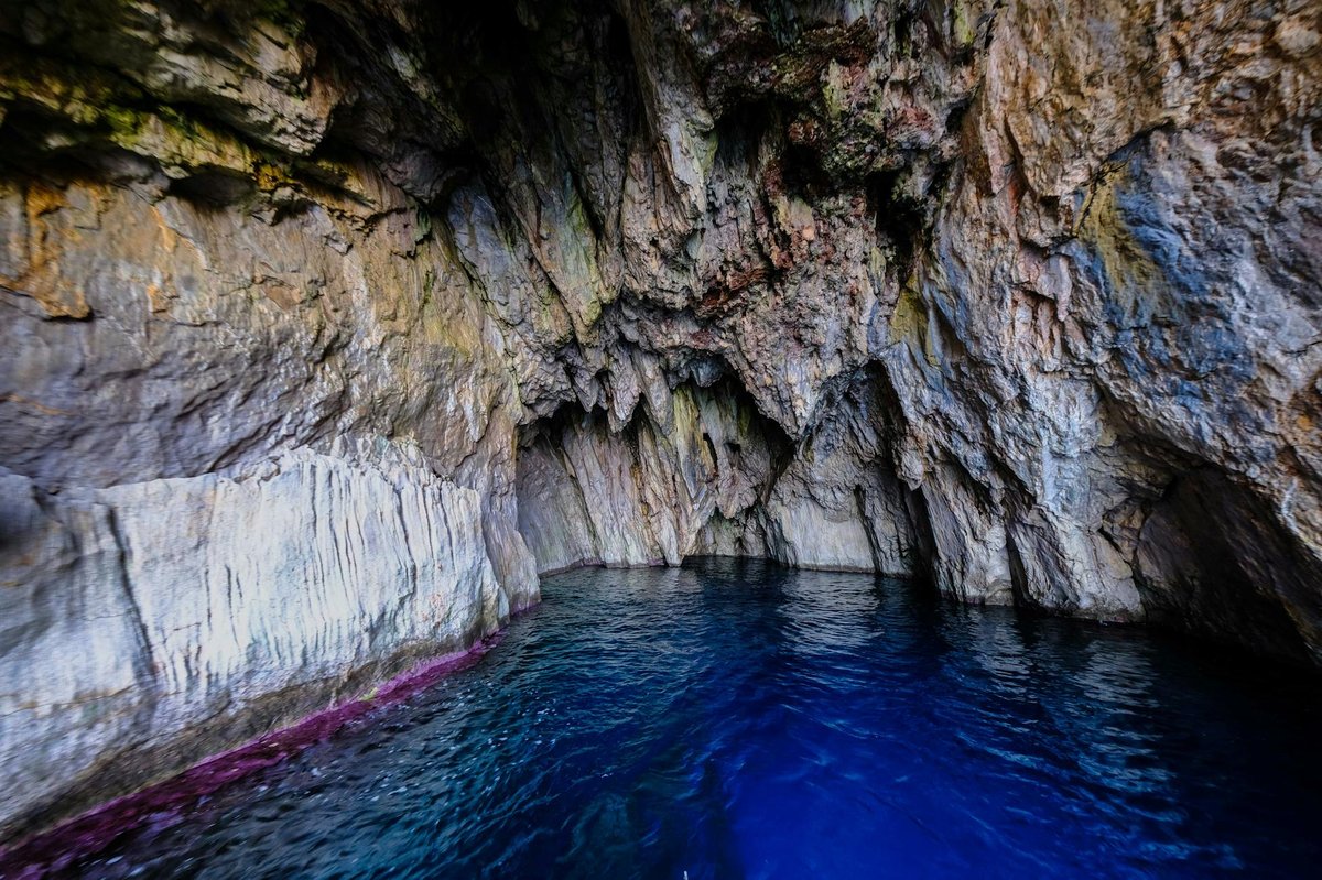 Agia Fotini cave