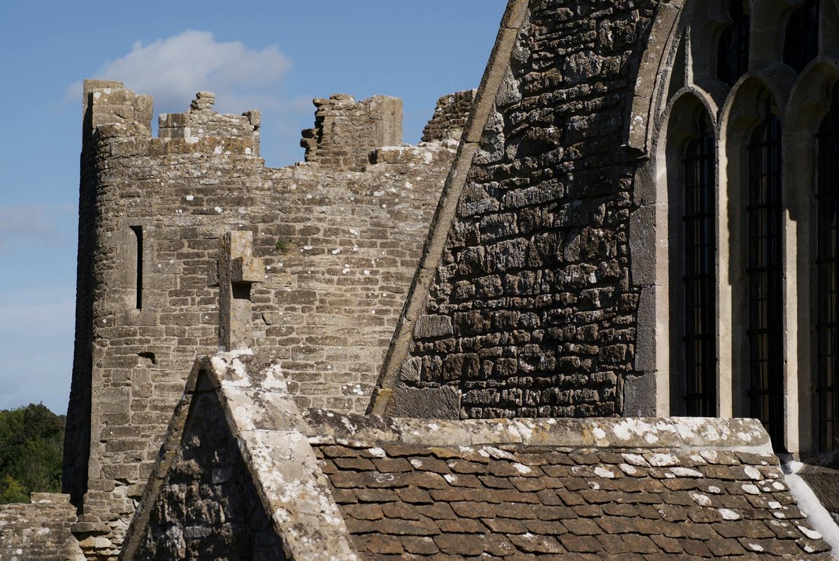 Astwell Castle