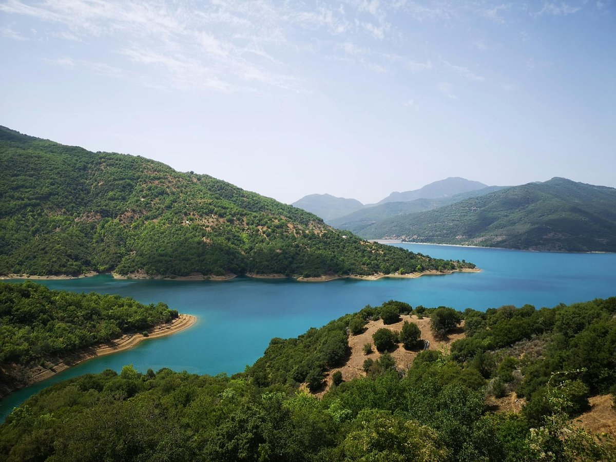 Aposelemis lake