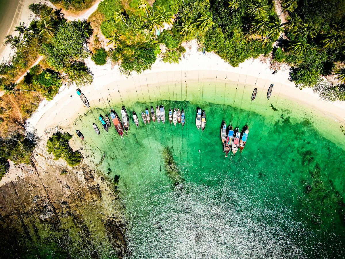 Ang Kep Nam Huai Laeng Yai