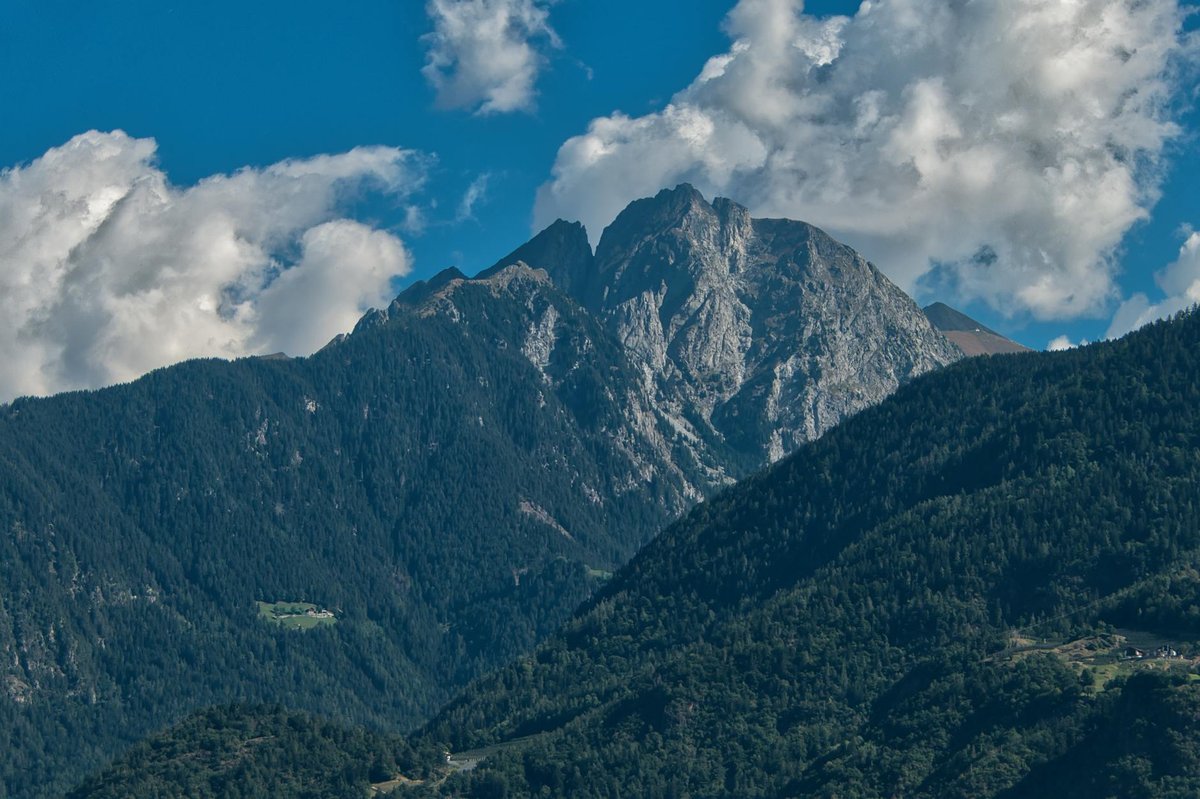 Lana Mountain