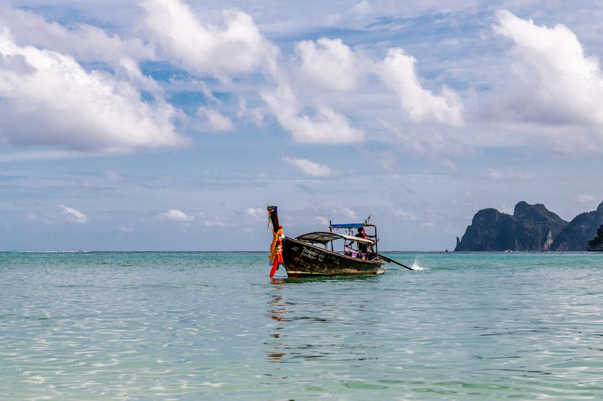 Nai Harn beach
