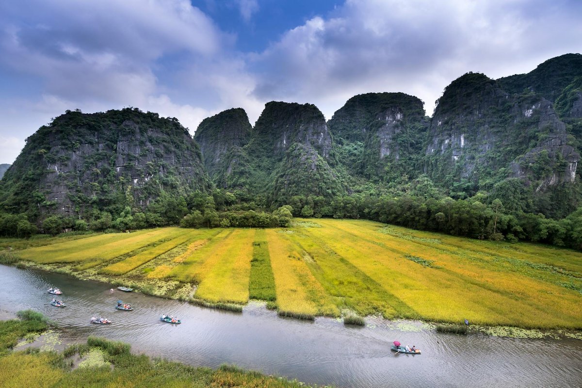 Tam Cốc-Bích Động
