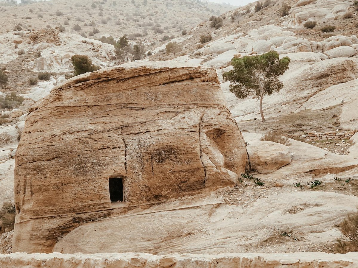 Haleem Cave