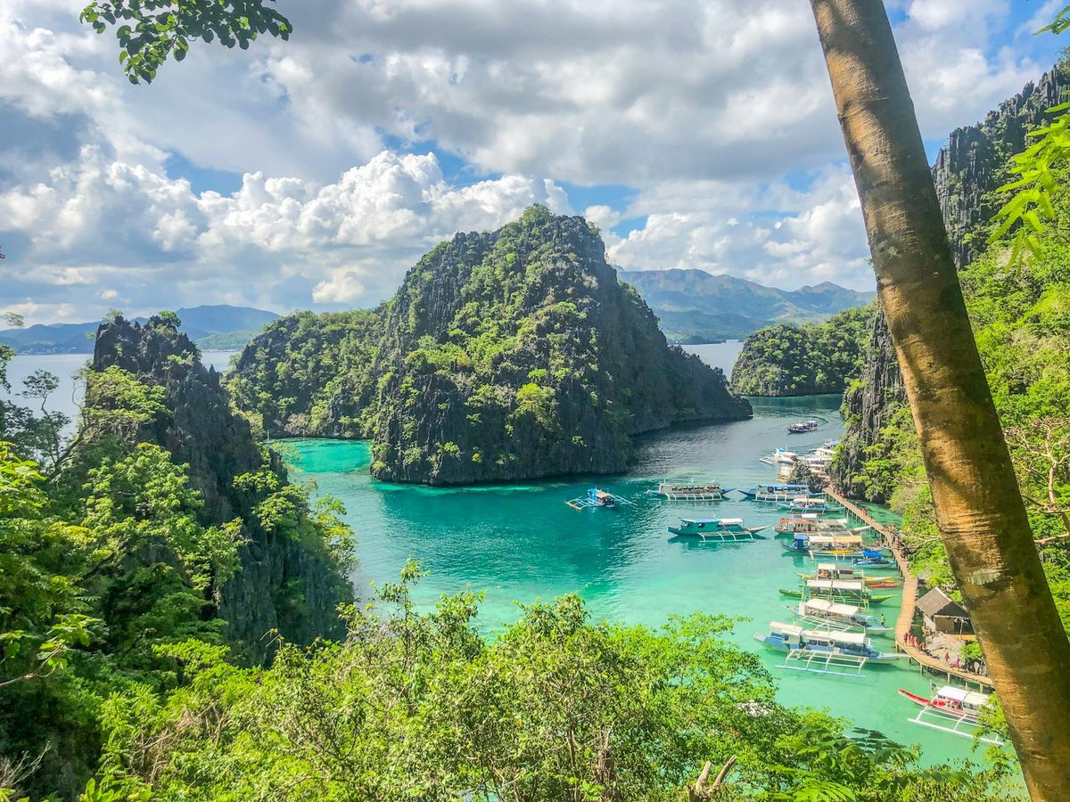 Kayangan Lake