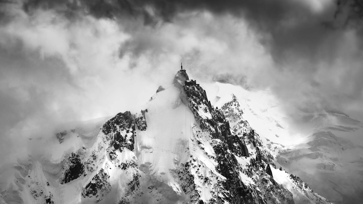 Booming Ice Chasm