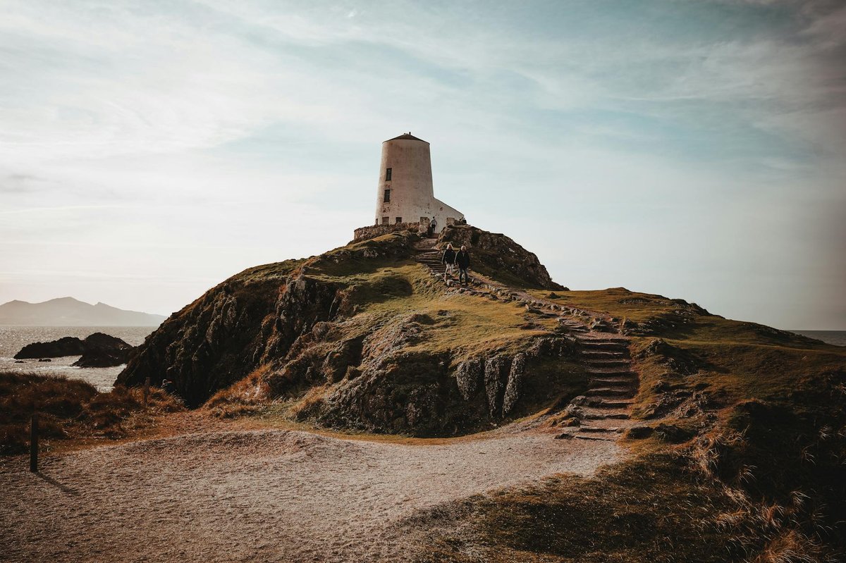 Llanddwyn Beach