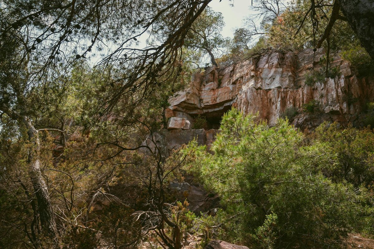 Dub Cote Cave