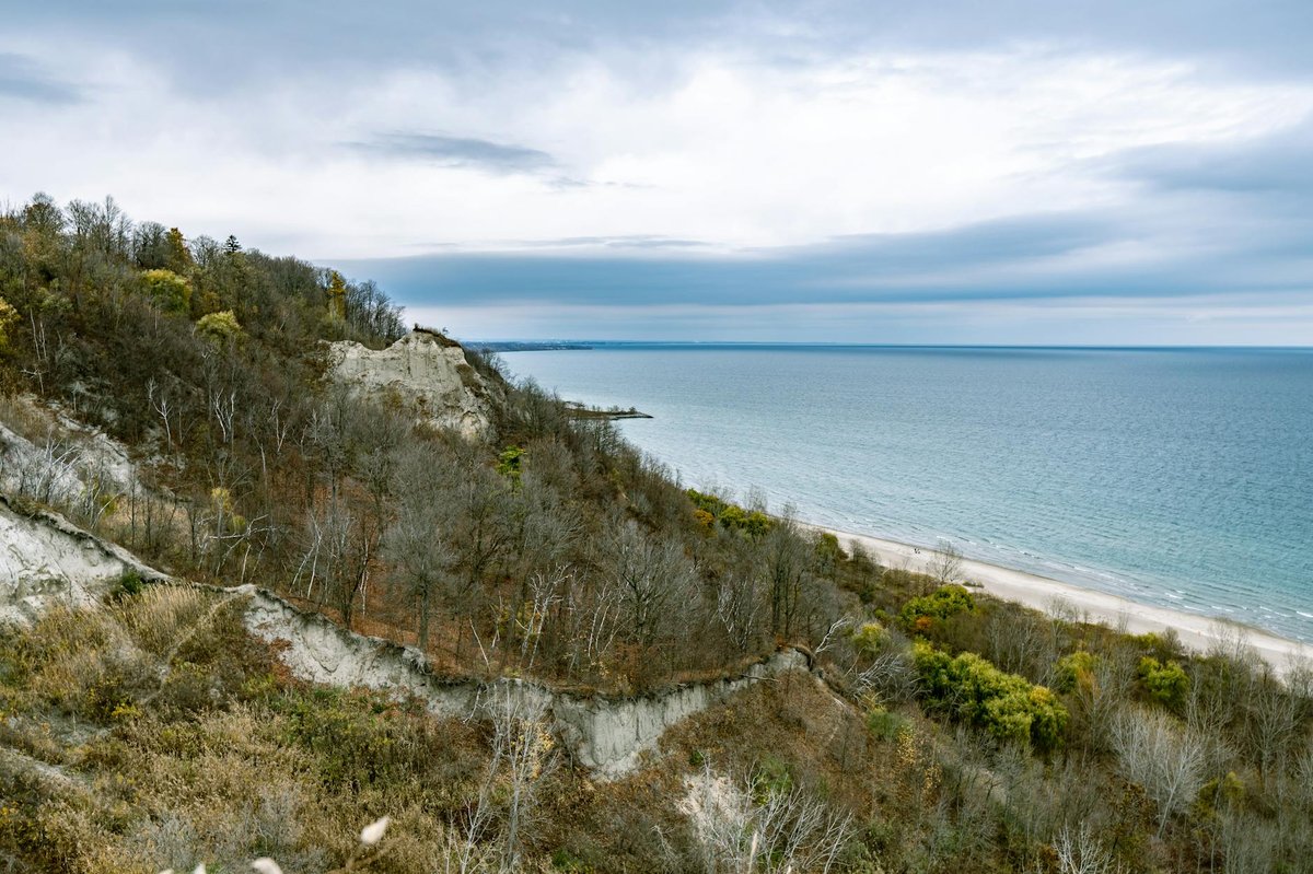 Advance Bluff