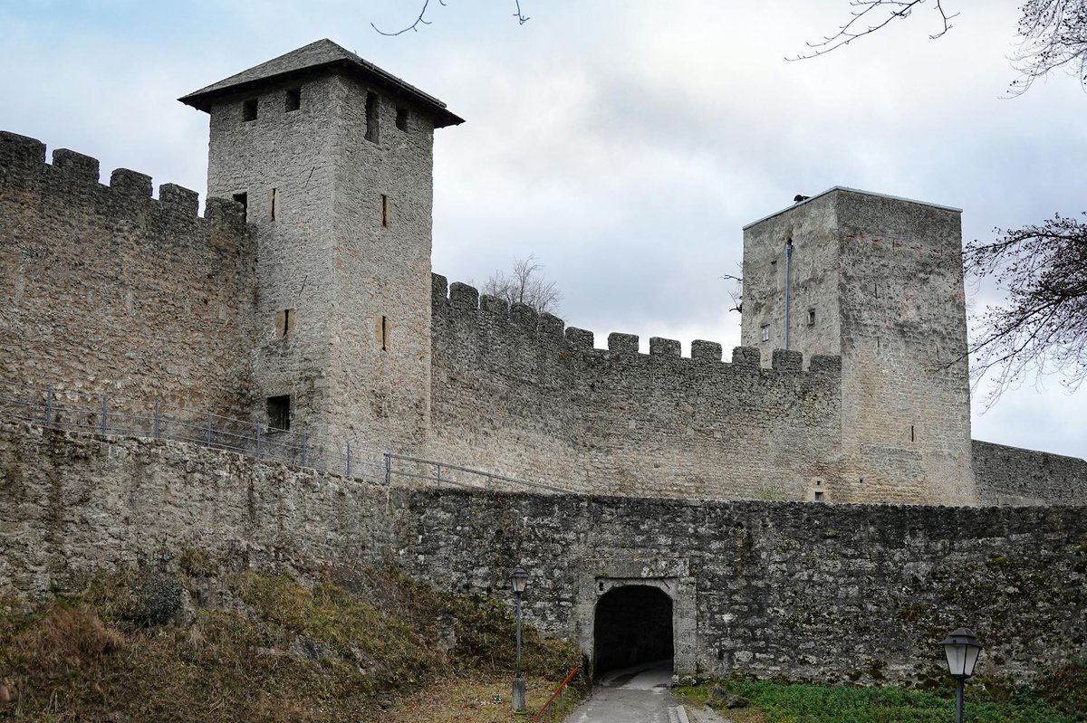 Alt-Meldegg, medieval castle site
