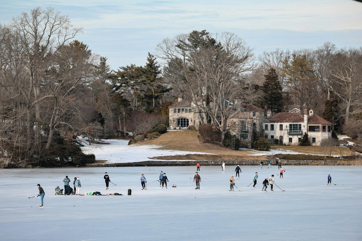 Aston Rogers Pond House