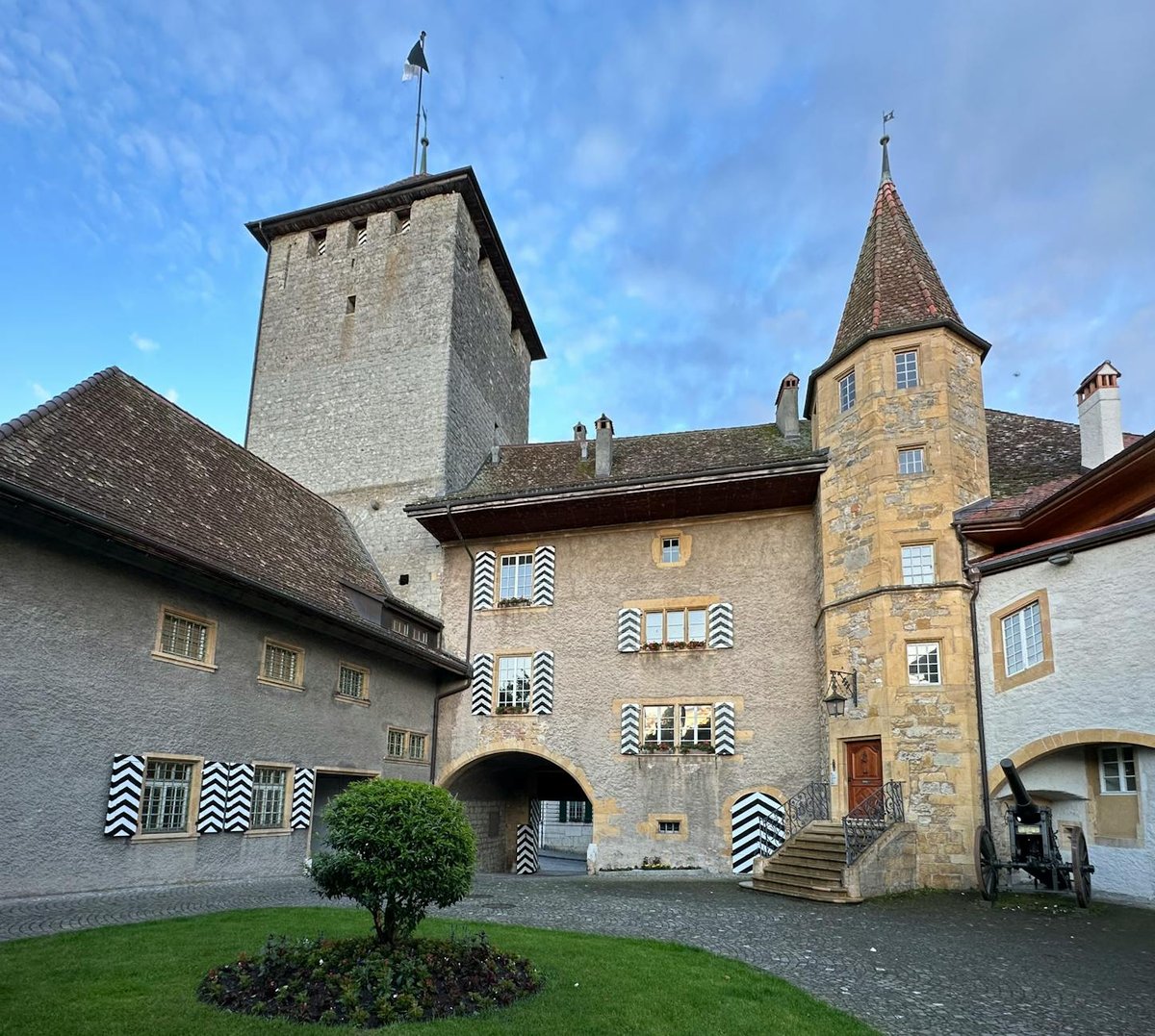 Alt Schwarzenbach, medieval castle site