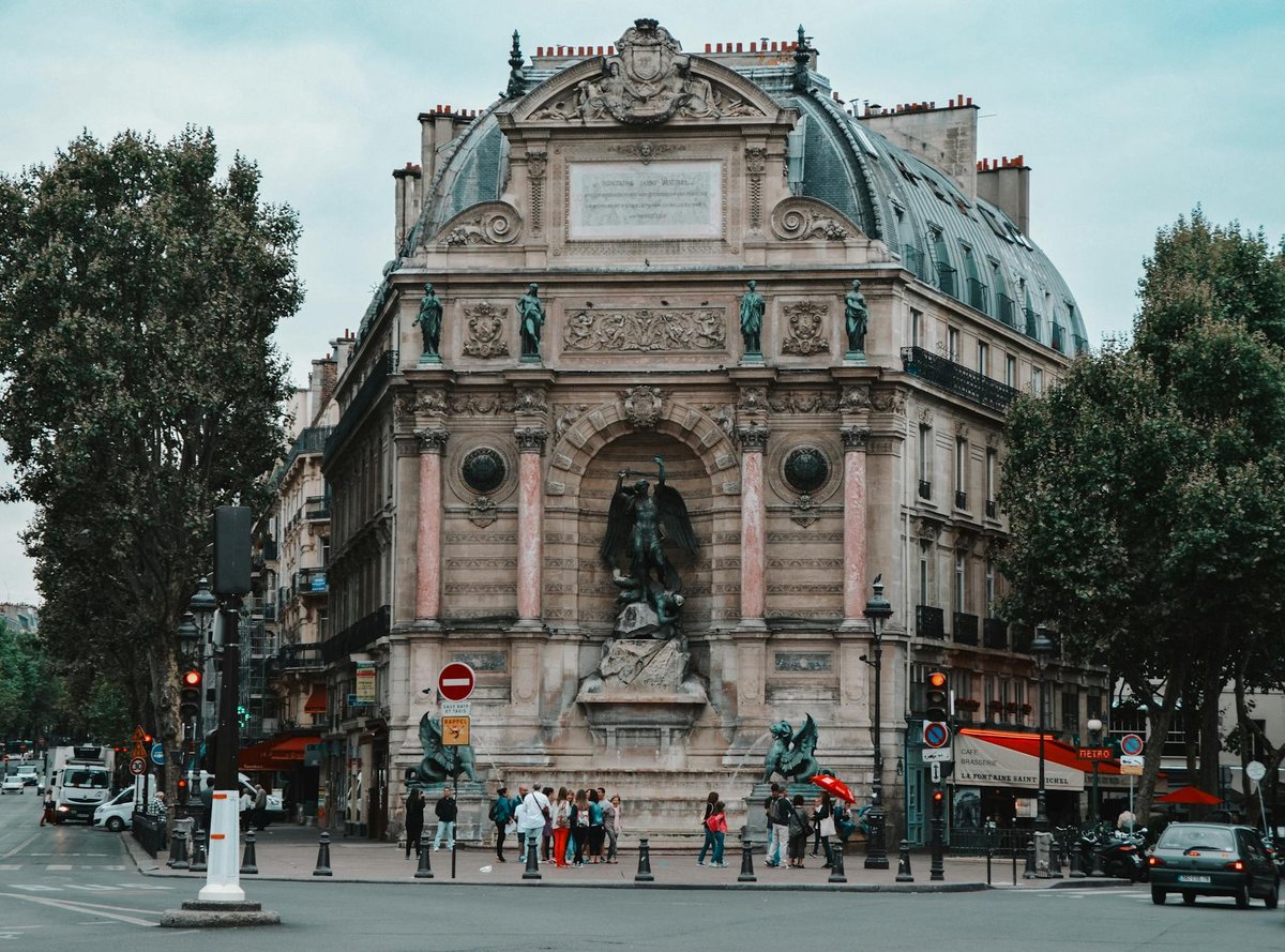 Beffroi de Saint-Michel de Roussillon