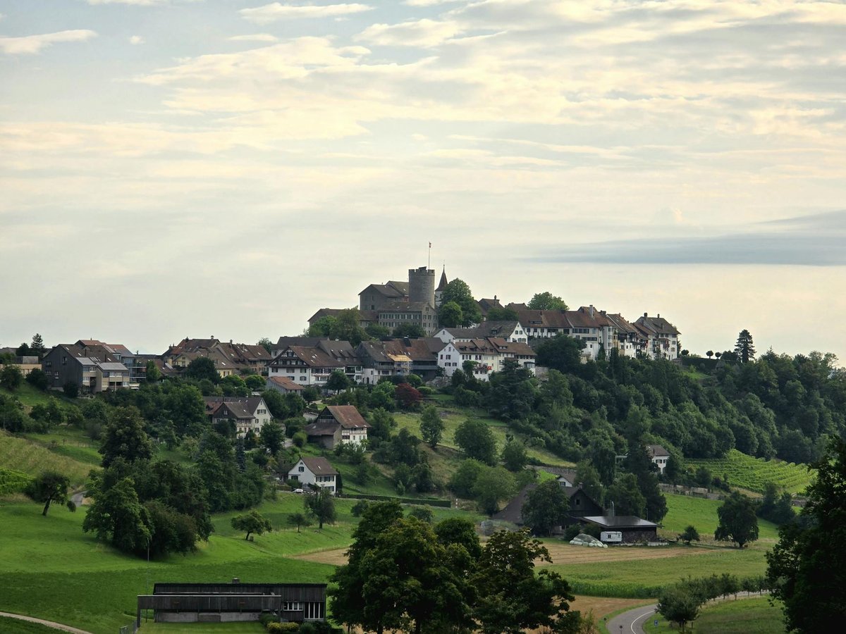 Alt-Regensberg Castle