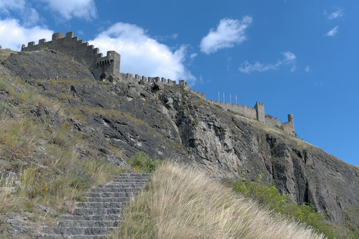 Altstadtinsel, medieval castle site