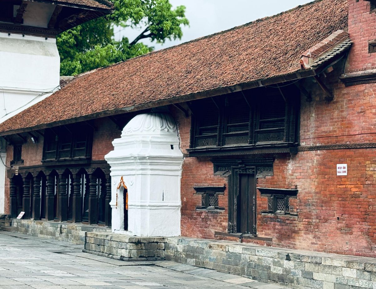 Kālo Pokhari̇̄