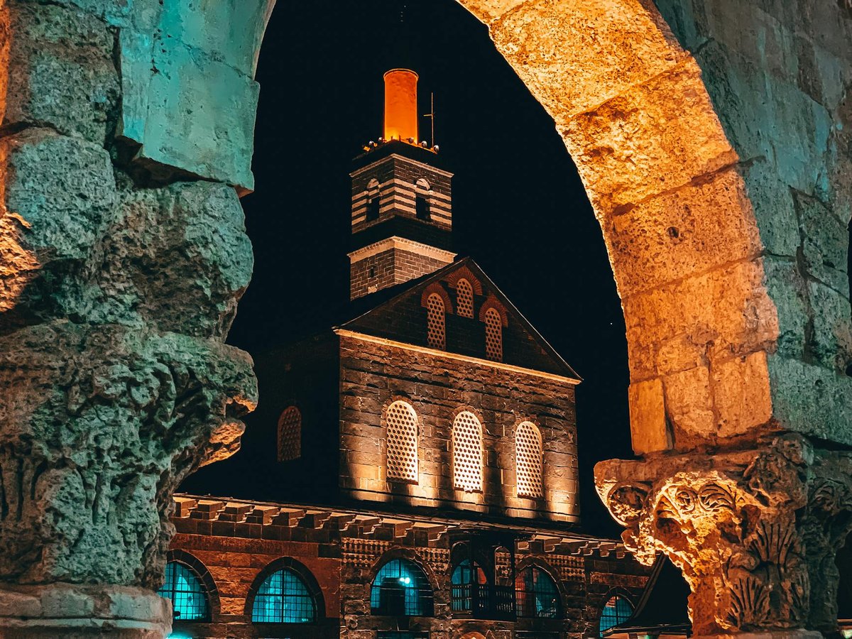 Kara Cave (Diyarbakır)