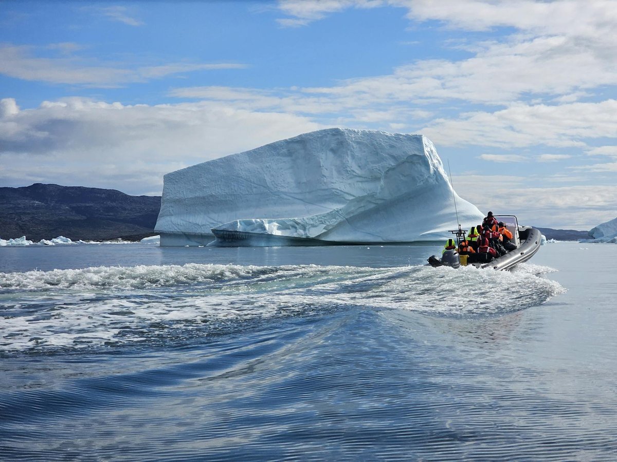 Blåbær Glacier