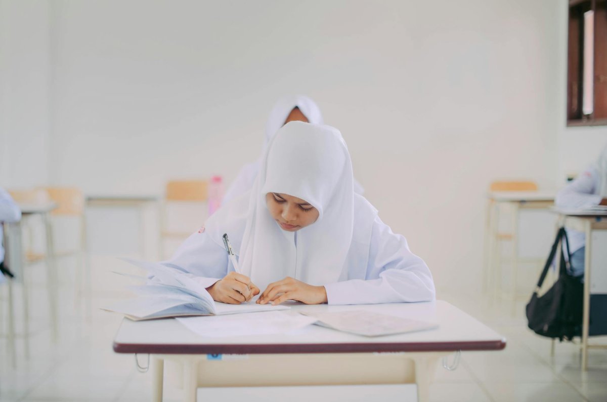 Adian Bulu Parapat