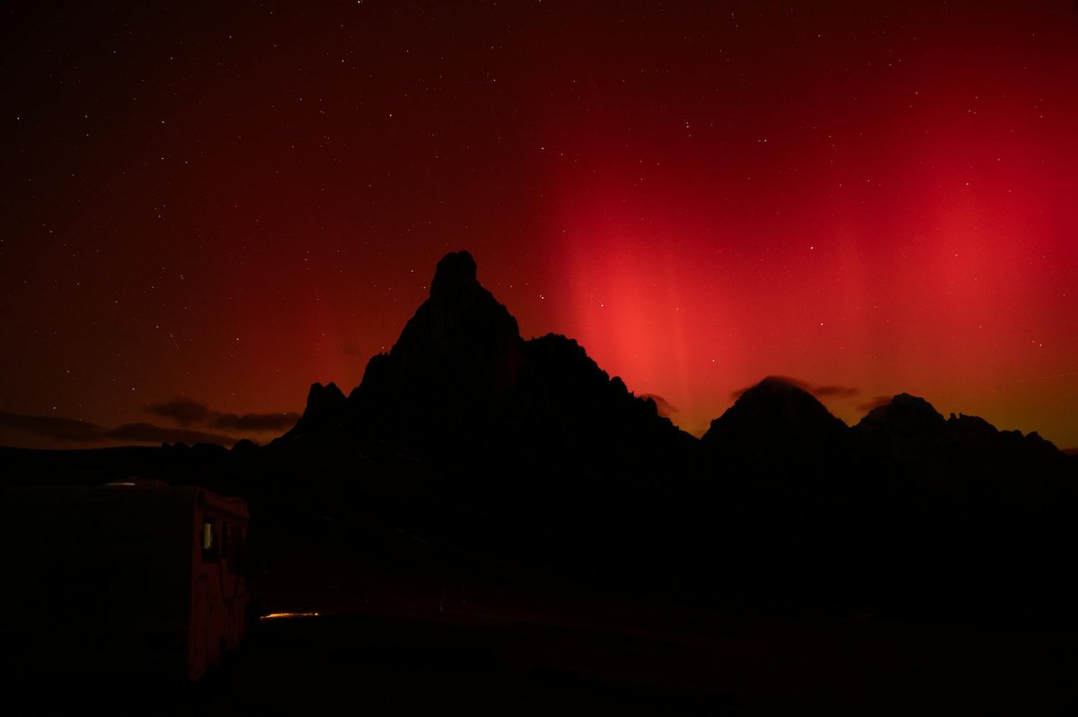 Aurora Cave