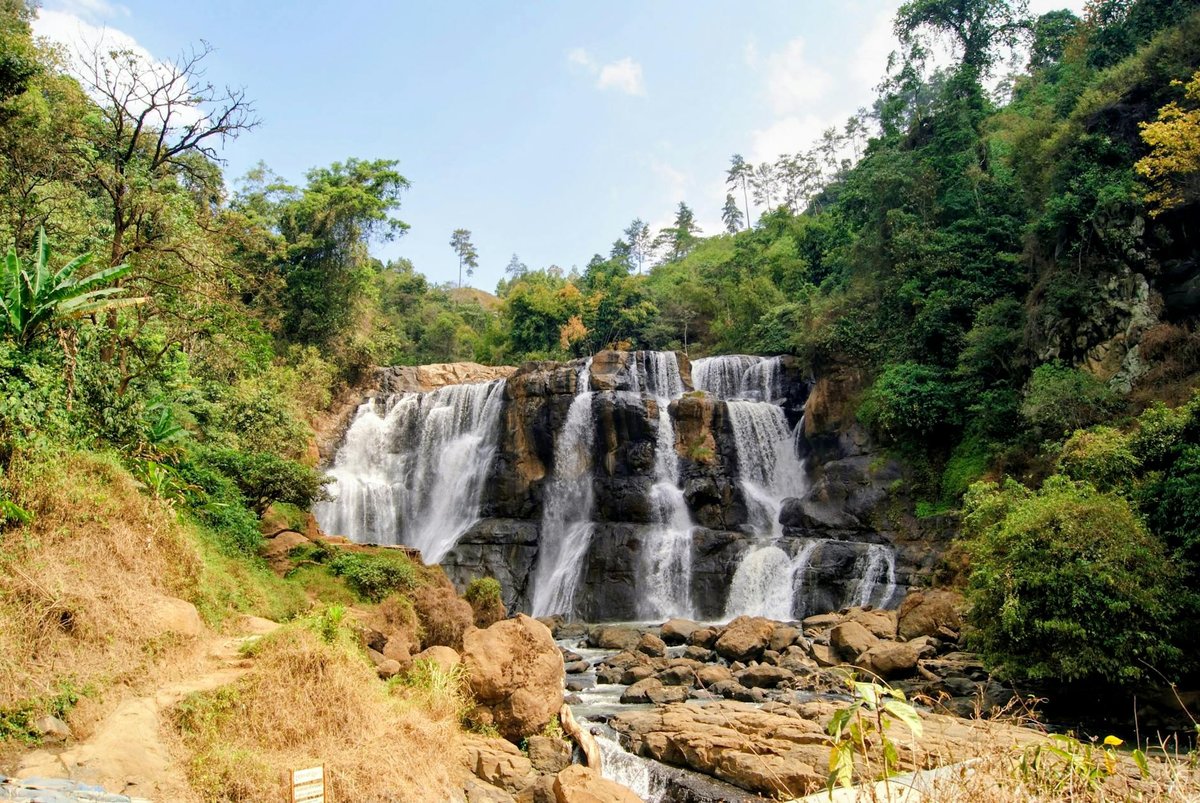 Air Terjun Curug Mletuk