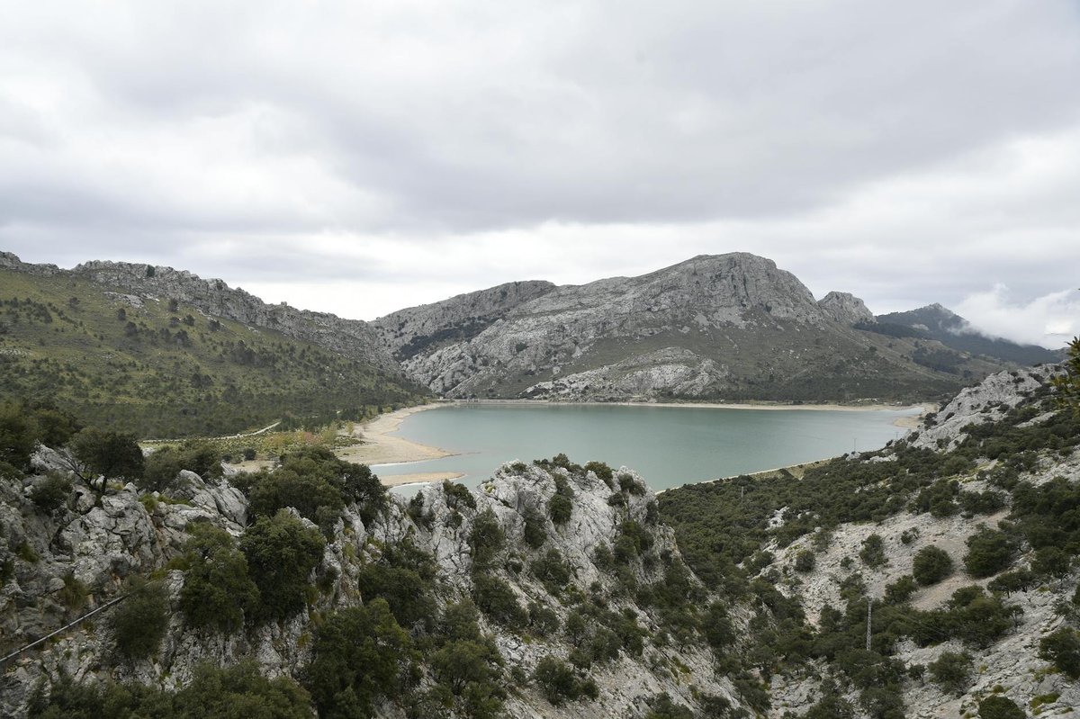 Hidden Lake