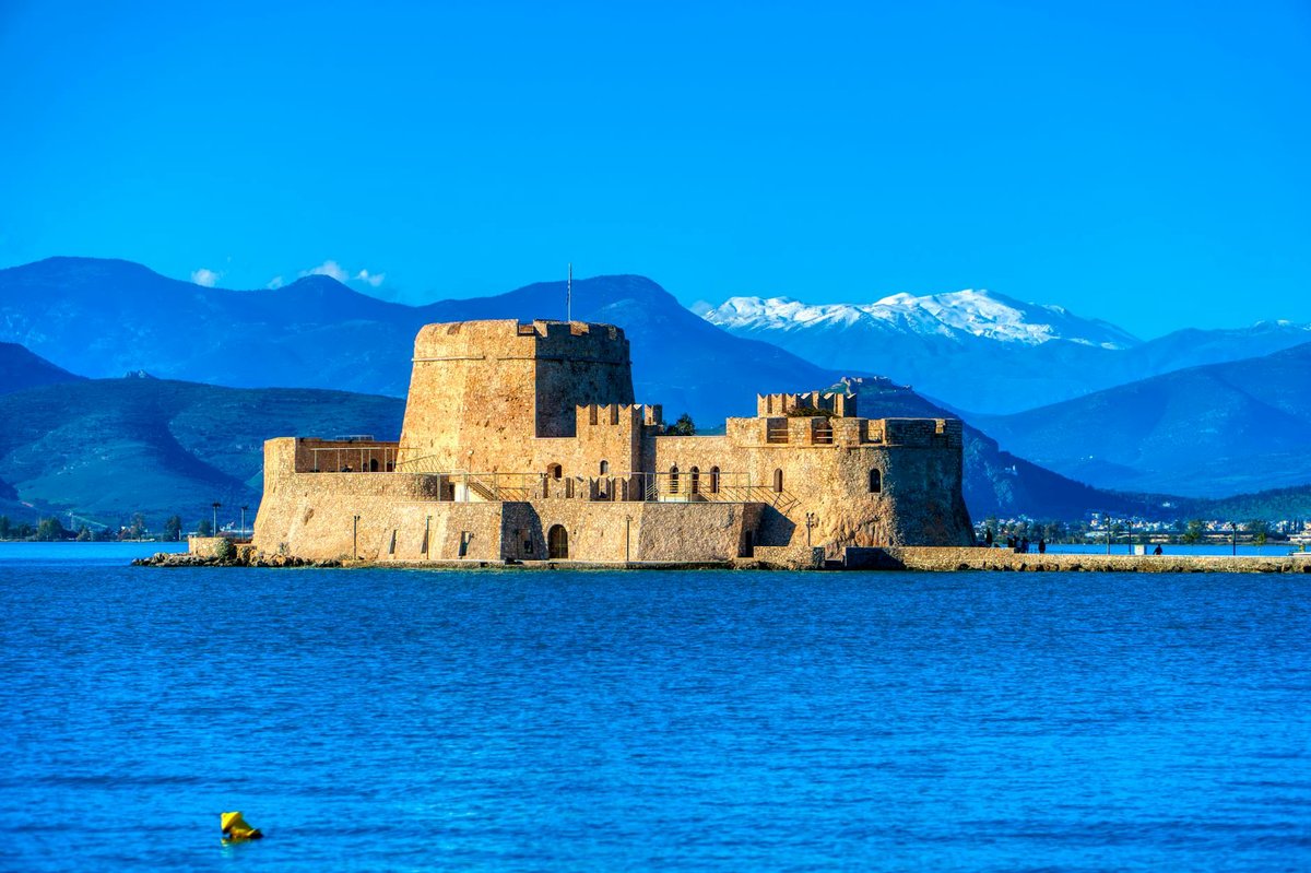 Achladochori Castle