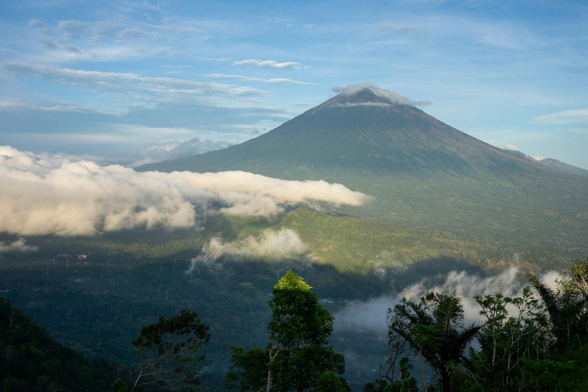 Ambun Mount