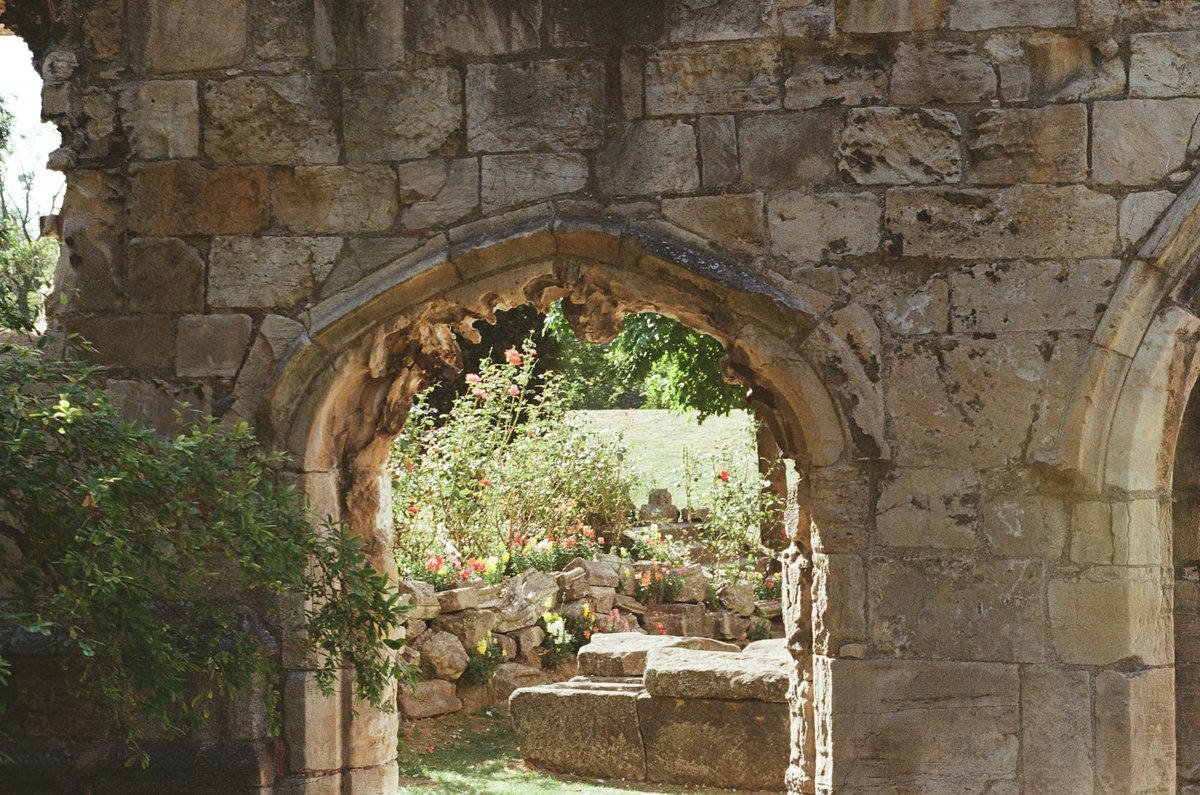 Castle of Carrazeda (ruins)