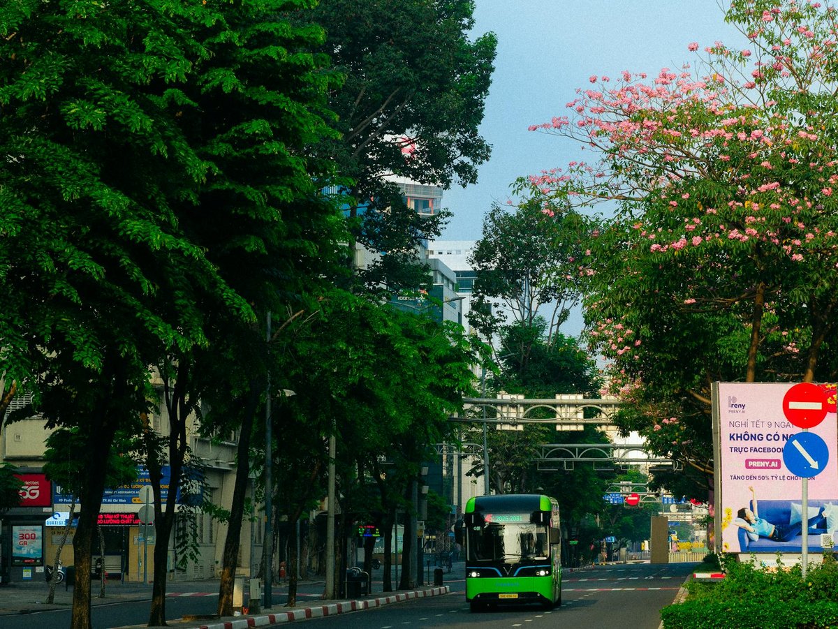 Chi Rơ Bu