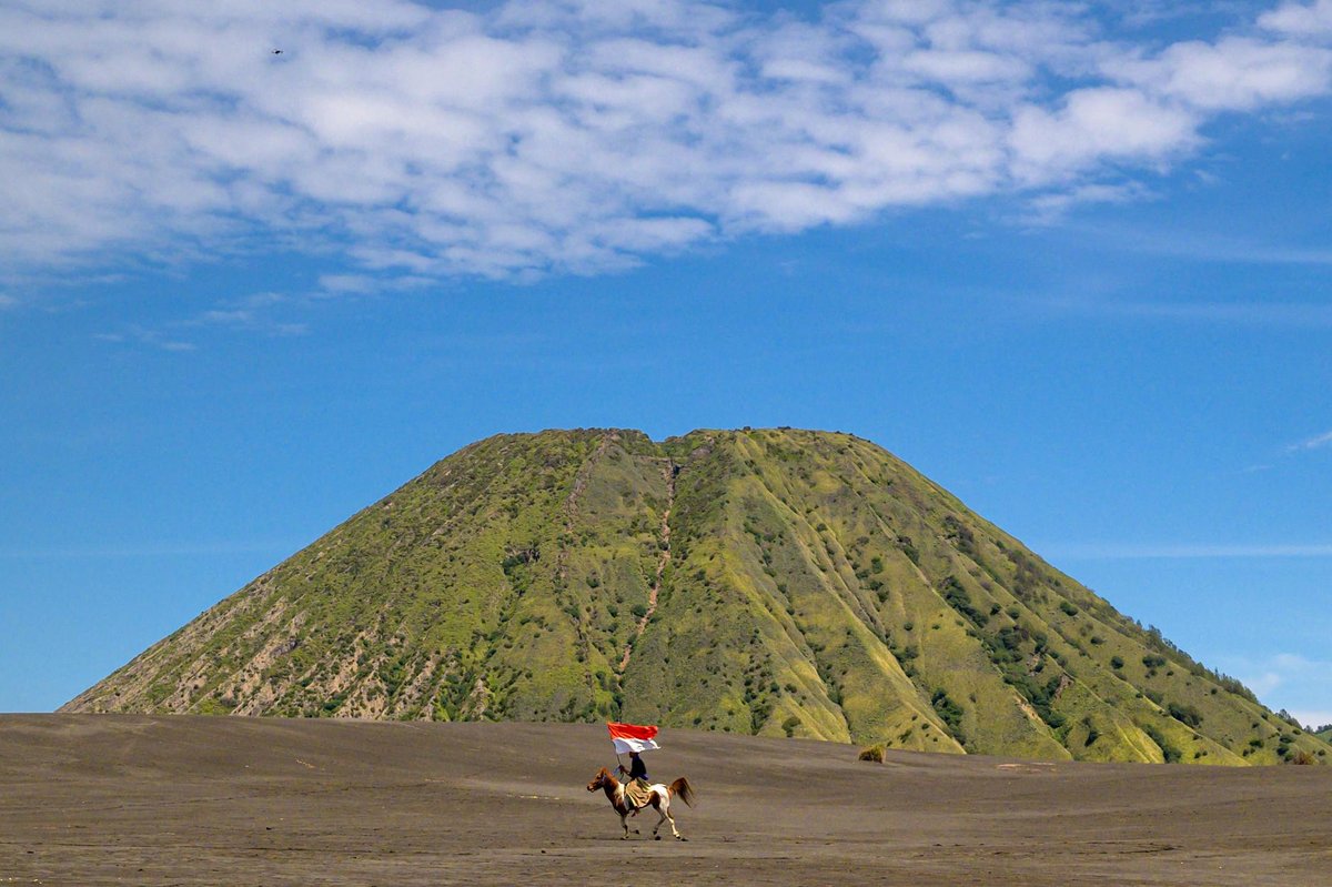 Mount Lurus