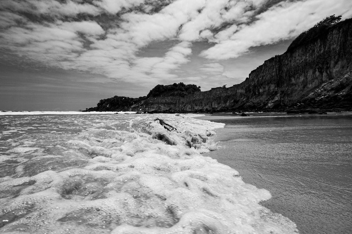 Boca do Rio Beach