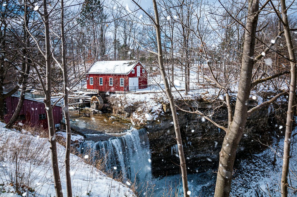Barnes Ice Cap