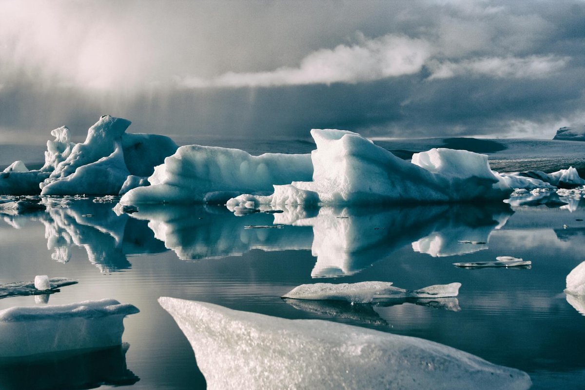 Västra Skrapetjåkkeglaciären