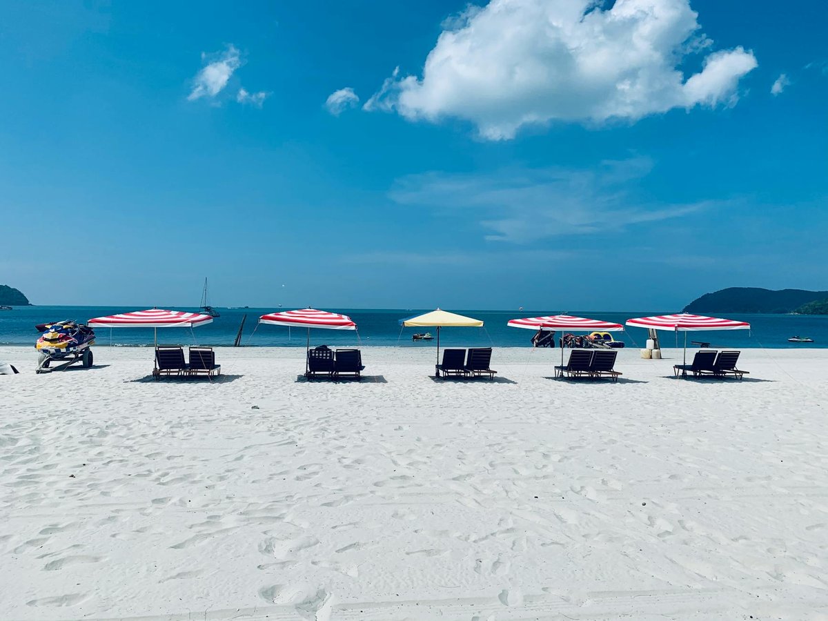 Pantai Logending