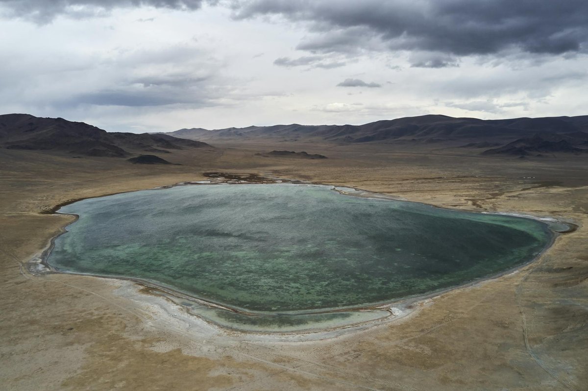 Danau Anggi Giti