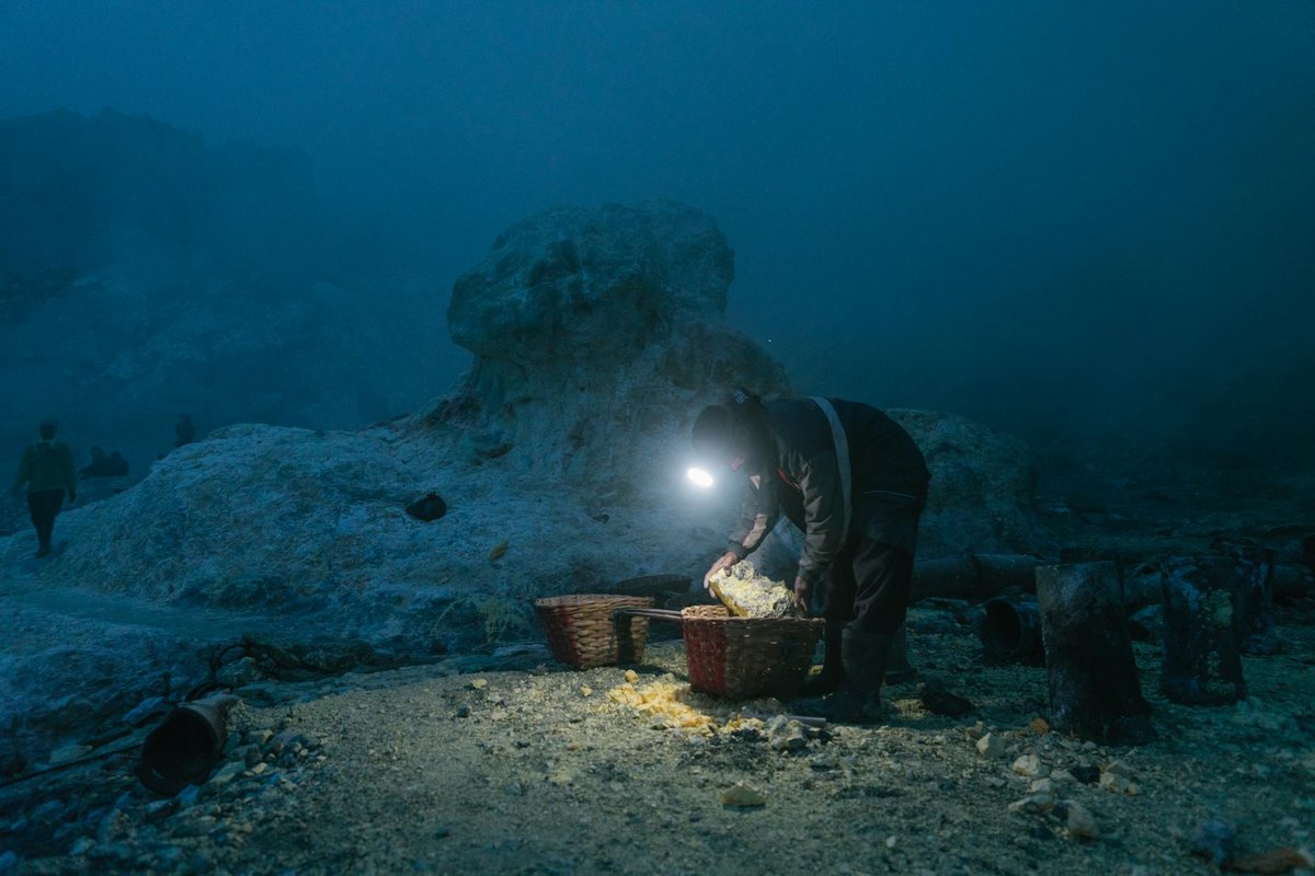 Sulfur Cave