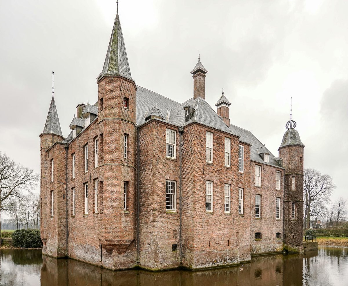 Borgharen Castle: castle farm