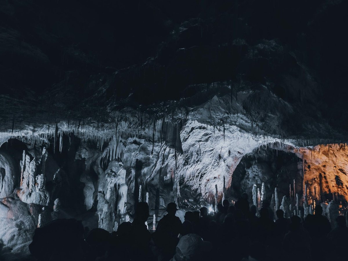 Amstenrade Castle: artificial cave