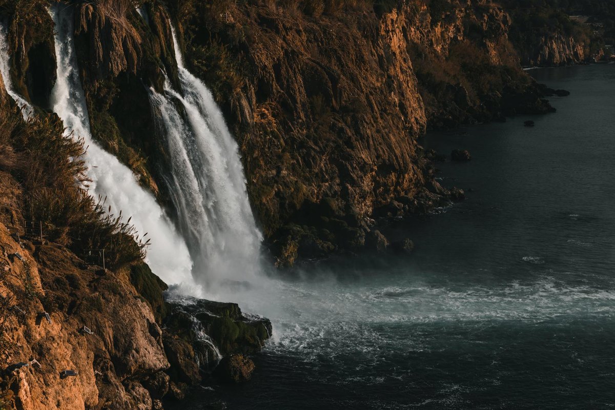 Dabbe Falls, Sagara