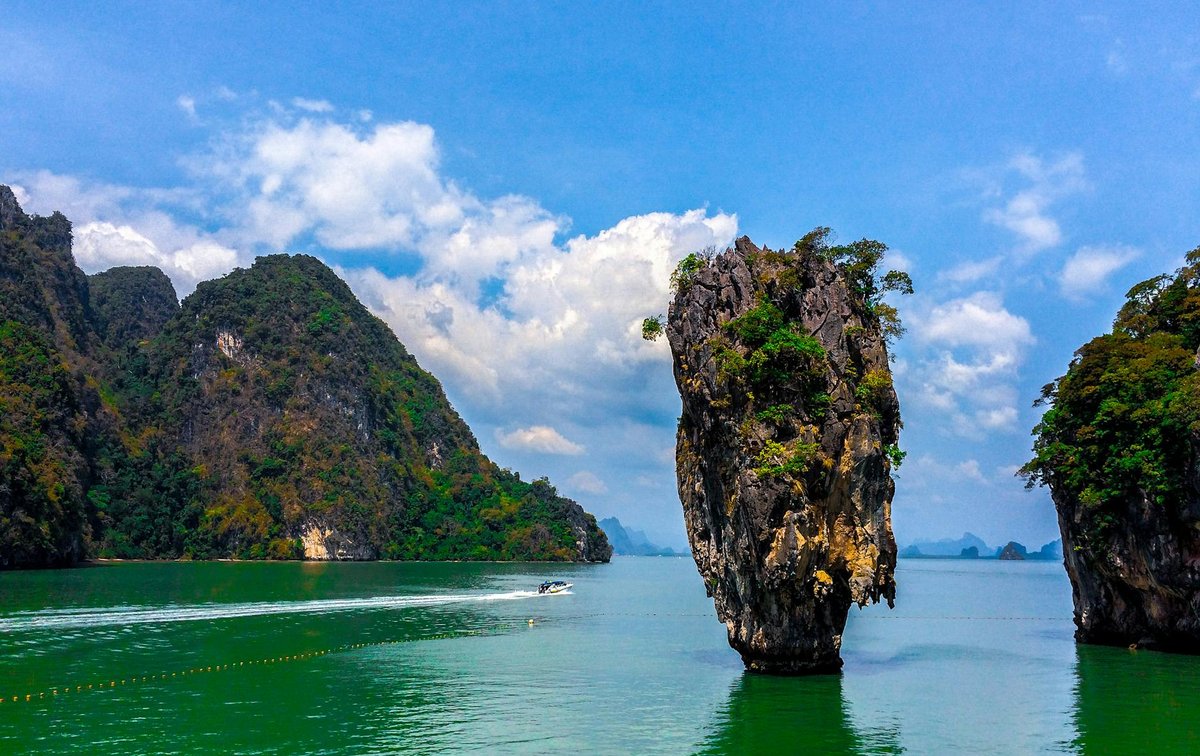 Ang Kep Nam Huai Kan Lueang