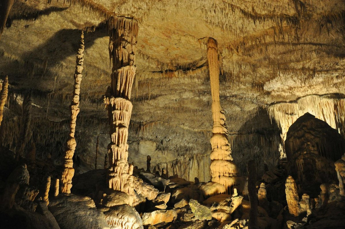Decoration Cave