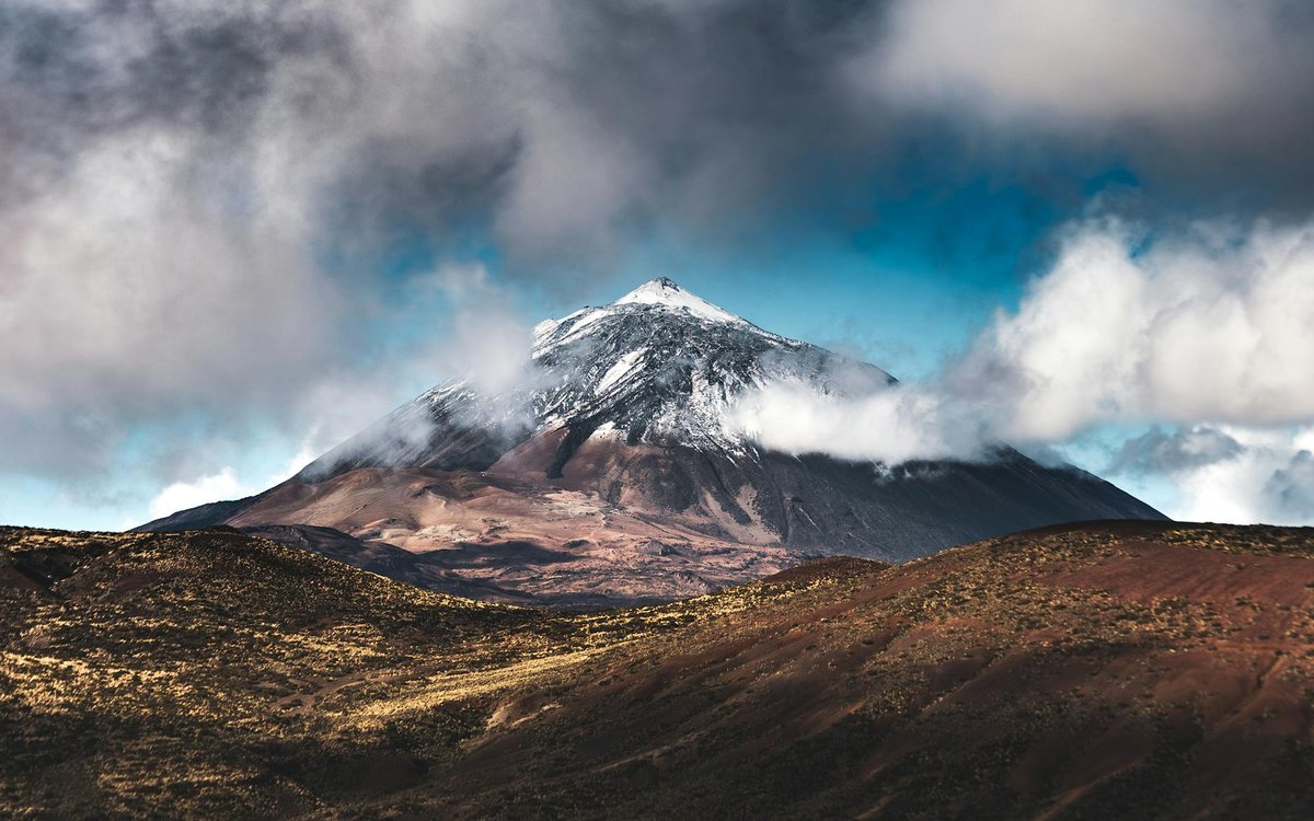Clot de l'Omera volcano