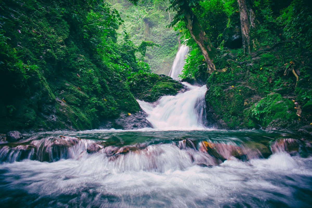Nesongutan Waterfalls